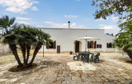 Location Maison à Noci 6 personnes