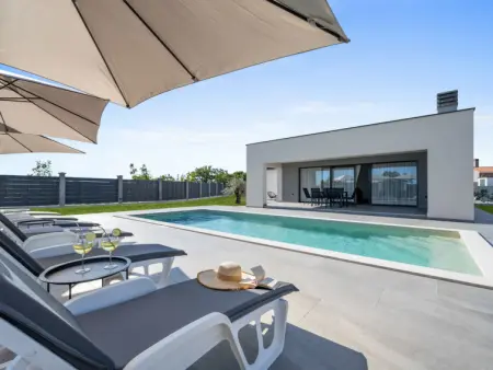 Location Maison à Labin 8 personnes