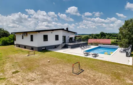 Location Maison à Dvorisce 6 personnes