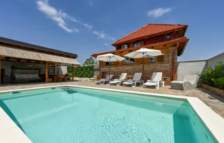 Location Maison à Vinogradi Ludbreski 8 personnes