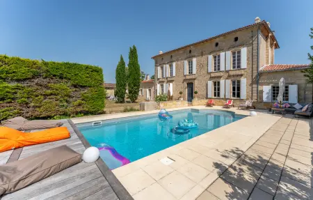 Location Maison à Virsac 10 personnes