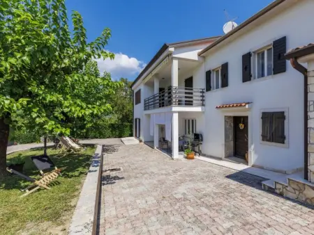 Location Maison à Buzet 8 personnes