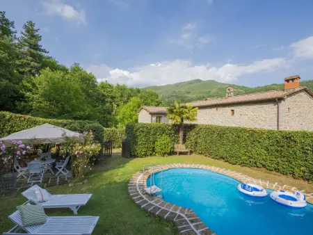 Location Gîte à Pescia 8 personnes