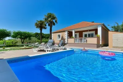 Location Maison à Benkovac 7 personnes