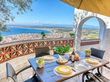 Location Maison à Roses 4 personnes