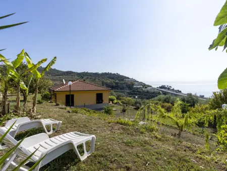 Location Maison à San Lorenzo al Mare 4 personnes