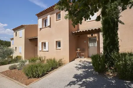 Location Gîte à Nans Les Pins 4 personnes