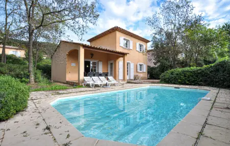 Location Maison à Callian 6 personnes