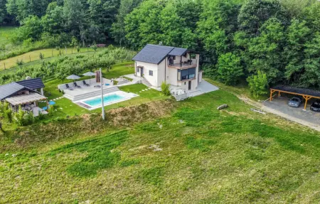 Location Maison à Radoisce 6 personnes