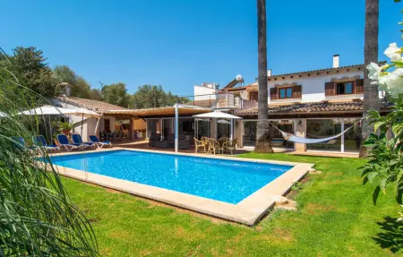 Location Maison à Llubi 6 personnes