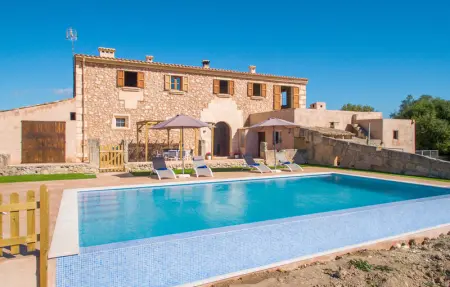 Location Maison à Petra 5 personnes