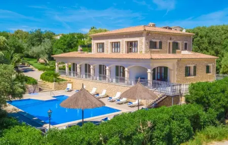 Location Maison à Petra 12 personnes