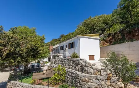 Location Maison à Mundanije 4 personnes