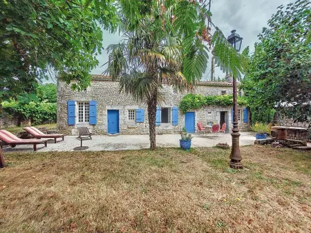 Location Gîte à Sainte Gemme 6 personnes