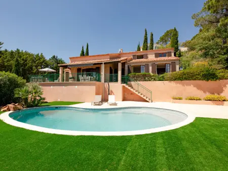 Location Maison à Théoule sur mer 8 personnes