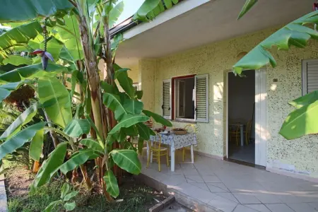 Location Maison à Ricadi 4 personnes