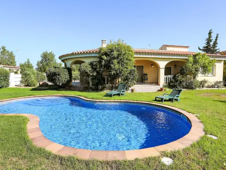 Location Maison à Deltebre 8 personnes