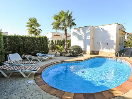 Location Maison à Deltebre 6 personnes