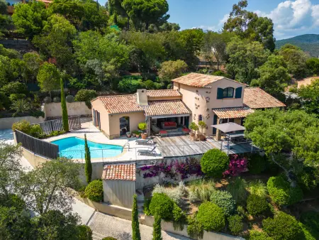 Location Villa à Bormes les Mimosas 6 personnes
