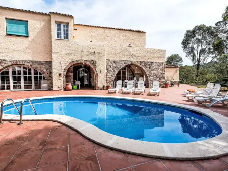 Location Maison à Viladecavalls 8 personnes