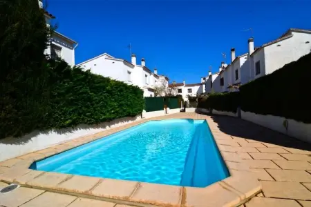 Location Maison à L'Escala 6 personnes