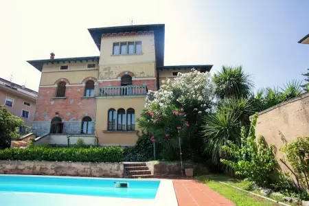 Location Villa à Desenzano del Garda 8 personnes