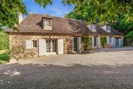 Location Maison à Saint Georges De Montclard 7 personnes