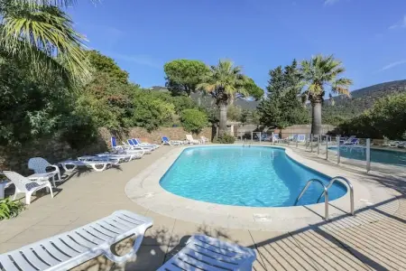 Location Maison à Bormes les Mimosas 5 personnes