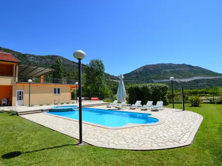 Location Maison à Makarska 12 personnes