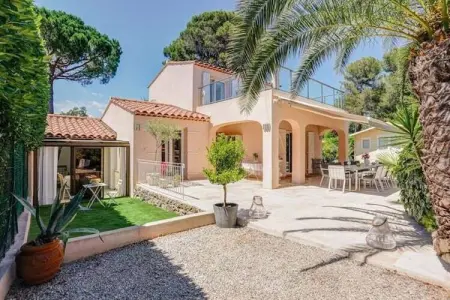 Location Villa à Mouans Sartoux 8 personnes