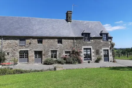 Location Maison à Montaigu Les Bois 5 personnes