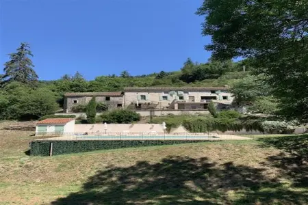 Location Maison à Courniou 12 personnes