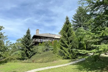 Location Maison à Saint Sauveur 12 personnes