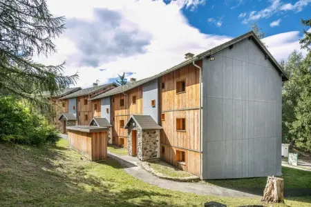 Location Maison à Saint Leger les Mélèzes 5 personnes