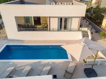 Location Maison à Biograd na Moru 8 personnes