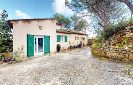 Location Maison à Solliès Ville 8 personnes
