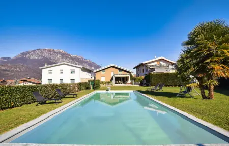 Location Maison à Gianico 13 personnes