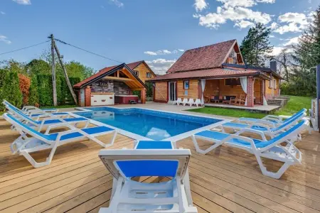 Location Maison à Ogulin 7 personnes