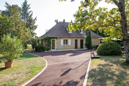 Location Villa à Vélines 8 personnes