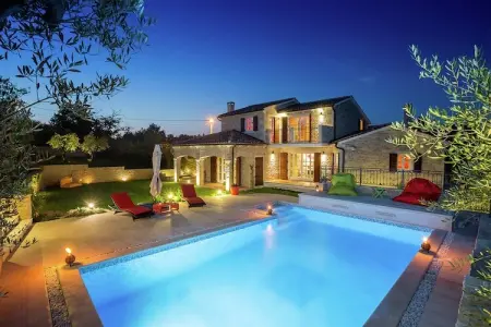 Location Villa à Baderna 8 personnes