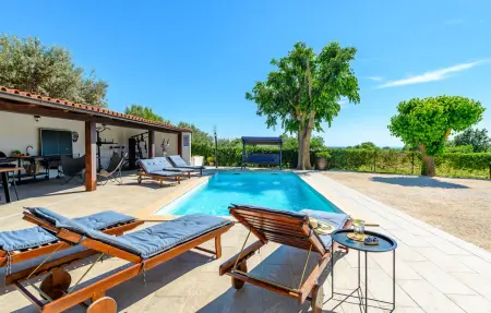 Location Maison à Galizana 7 personnes