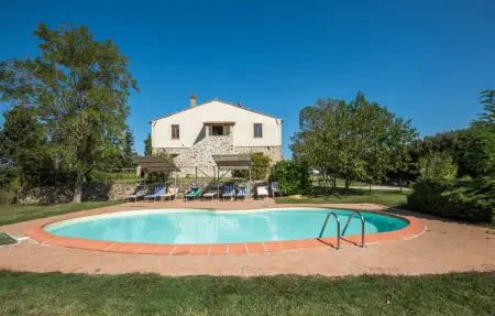 Location Maison à Radicondoli SI 12 personnes