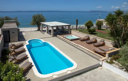 Location Maison à Podstrana 16 personnes