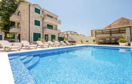 Location Maison à Tucepi 10 personnes