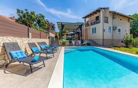 Location Maison à Medulin 10 personnes