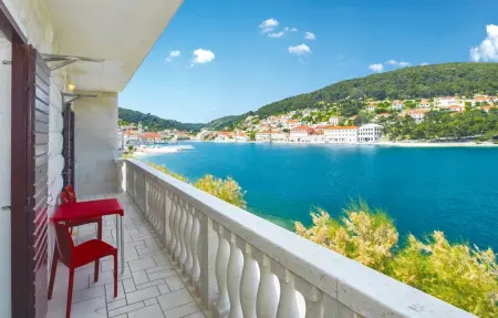 Location Maison à Pucisca 6 personnes