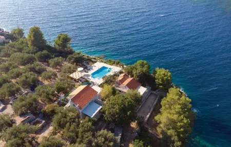 Location Maison à Poplat 4 personnes