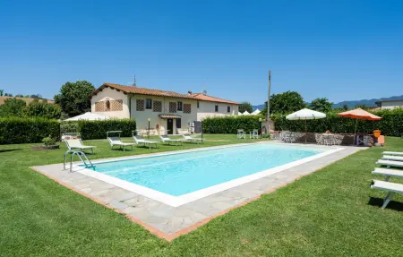 Location Maison à Borgo San Lorenzo FI 11 personnes