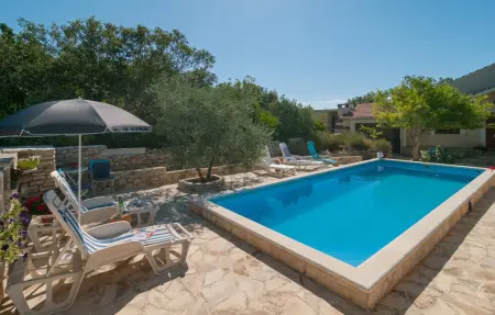 Location Maison à Gornje Selo 8 personnes