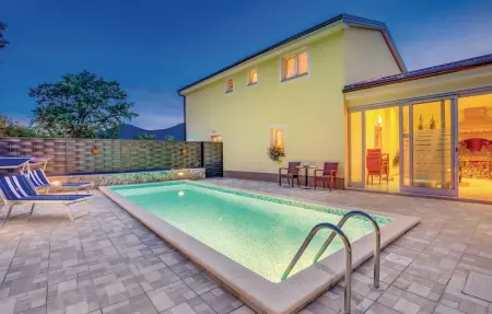 Location Maison à Jurdani 10 personnes